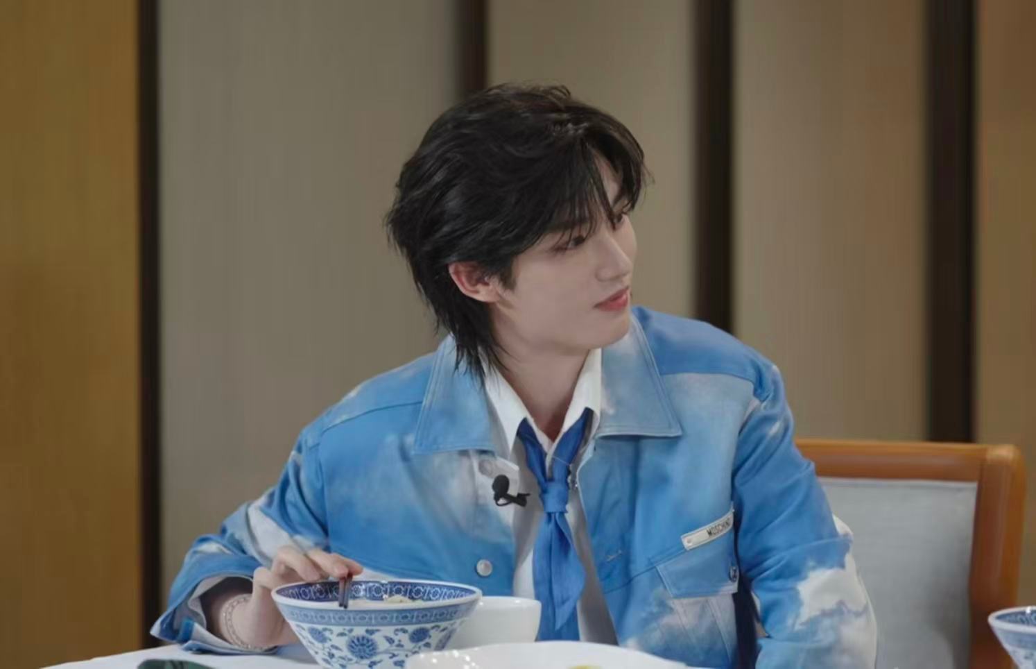 开推4直播造型 丁程鑫开推4直播造型 刘宇宁、张凌赫、周柯宇、金靖、丁程鑫开推4