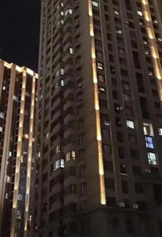 7月1日，辽宁一女子租房住了不到一天，就发现房子是凶宅——上个月的租客在里面去世