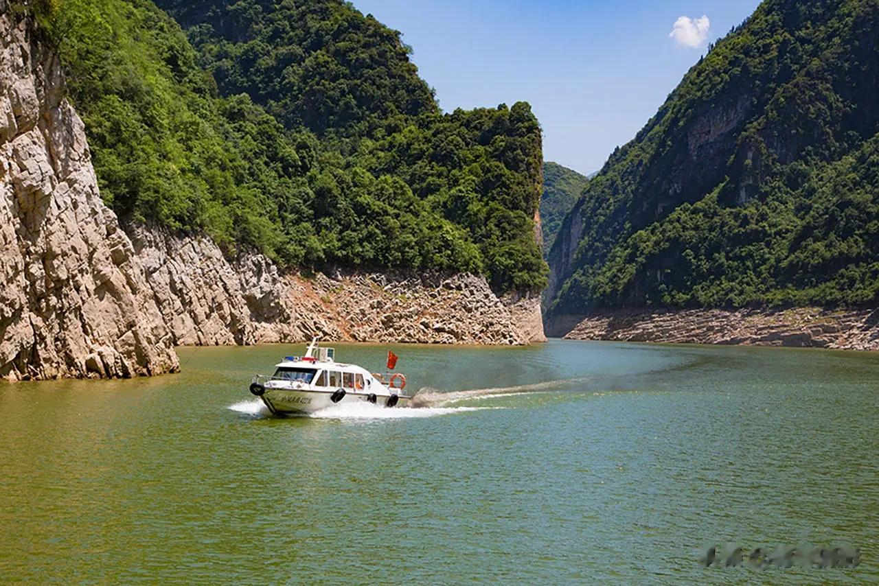 【每日一景20230903】拍于湖北恩施州巴东县境内 