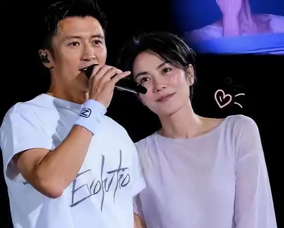 王菲和谢霆锋复合这么多年，外界一直盯着他们生不生孩子这事
王菲和谢霆锋复合这么多