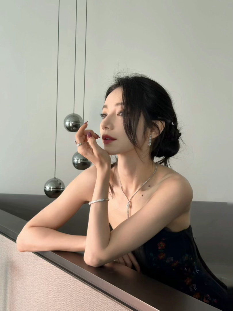 快别唱了代斯绷不住了代斯我不知道你们什么意思 代斯被粉丝当面合唱《麦浪》整不会了