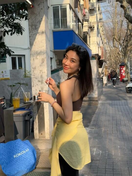上海进入完美的好天气阶段～ 1-5: one of最喜欢的cafes...