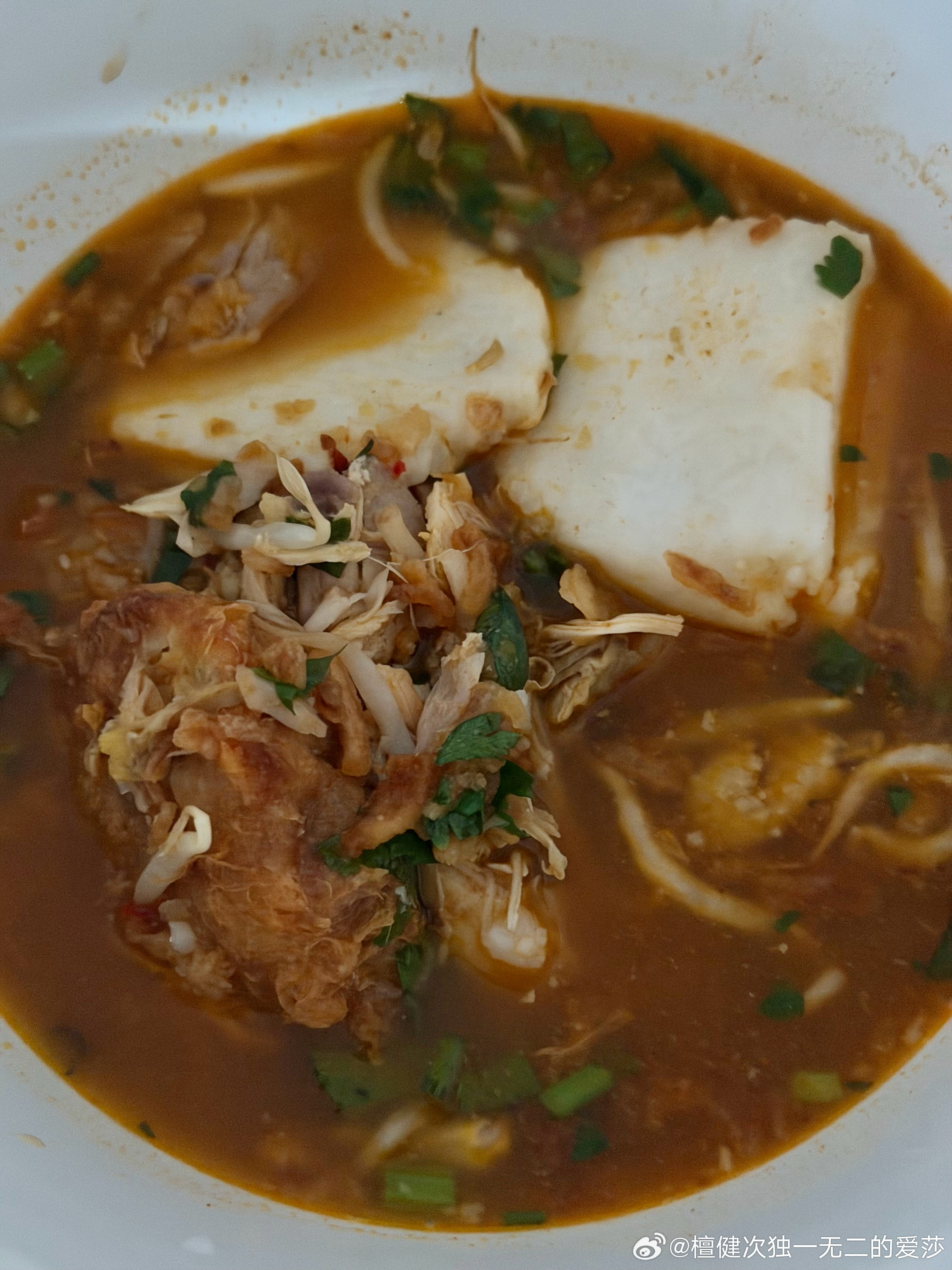 每日一餐分享  每日一餐分享 今天在家办公，吃妈妈买的Soto Ayam～
