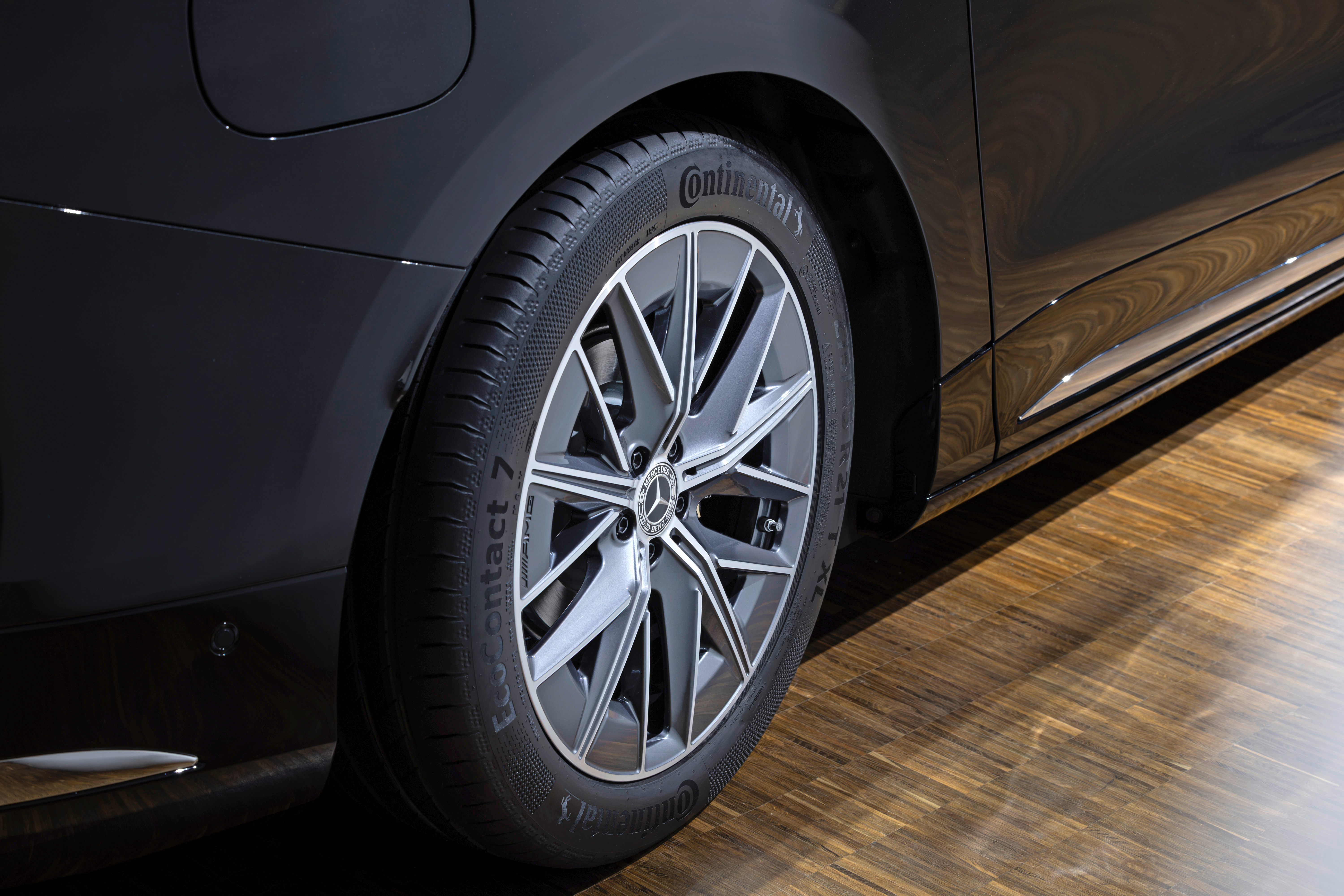 Mercedes-Benz VLE 300 AMG Line奔驰奔驰vle 全新