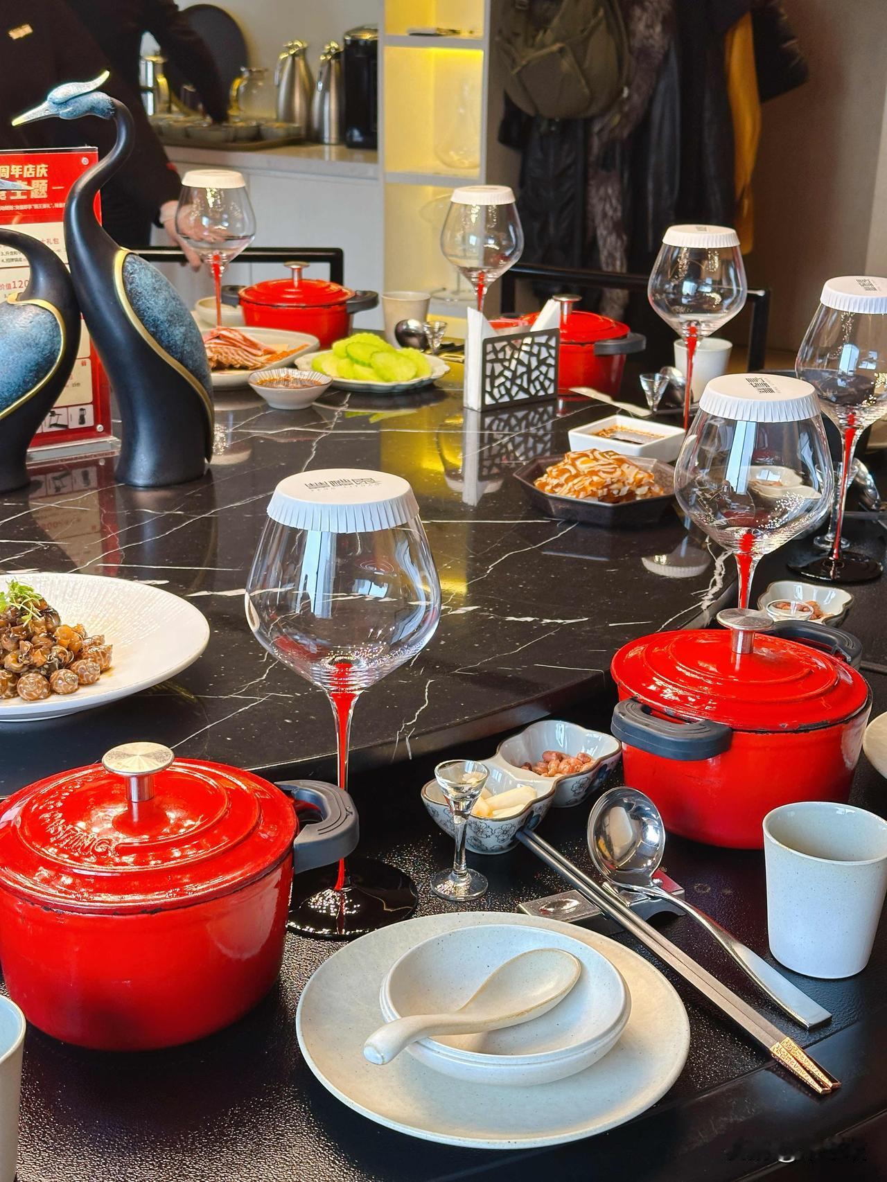 请客吃饭，选对餐厅成功一半[灵光一闪]
揽山海珍鲜，食和牛本味
藏在高新大都荟的