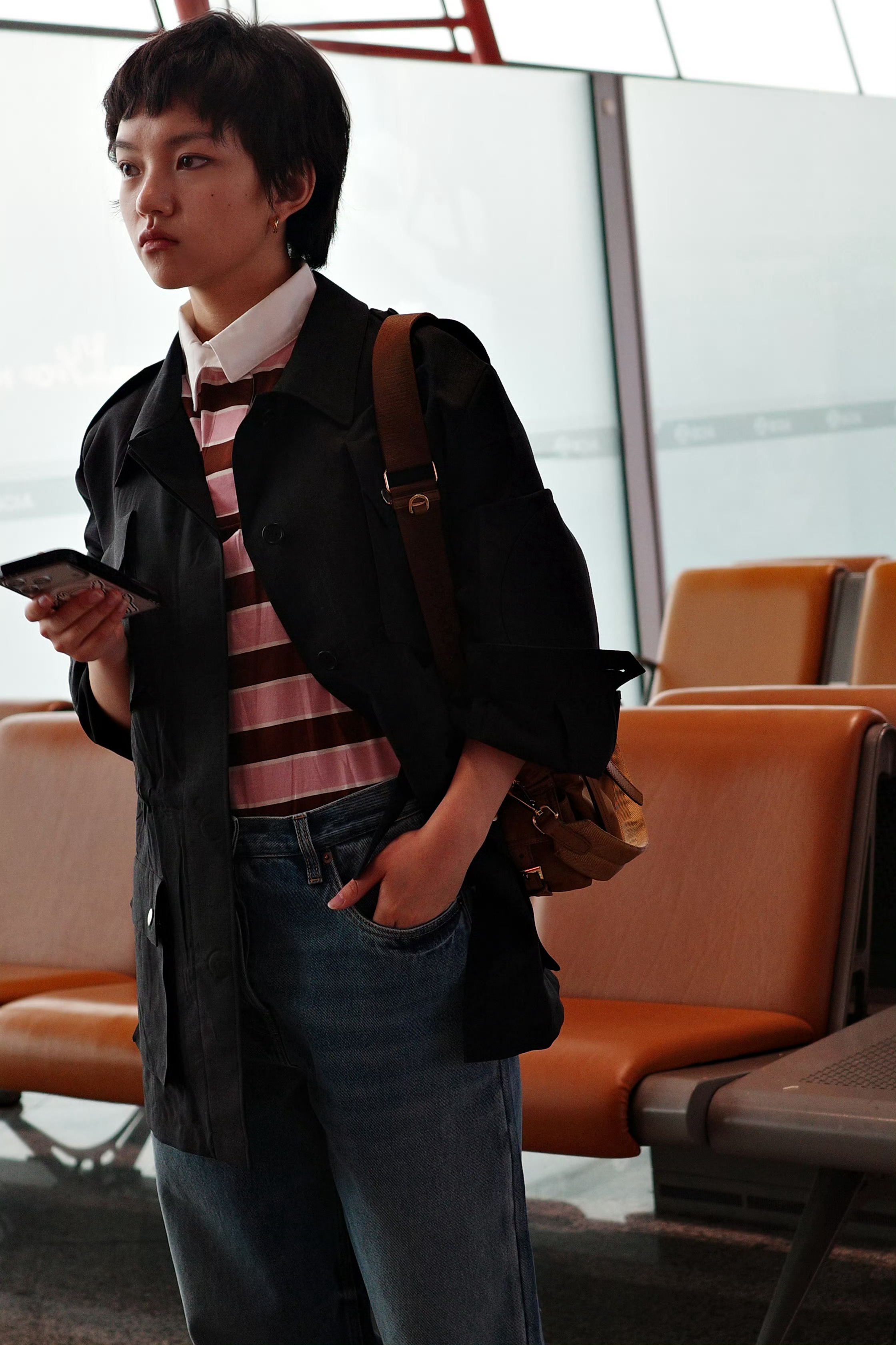 兰西雅最近是接了什么进城务工的角色吗