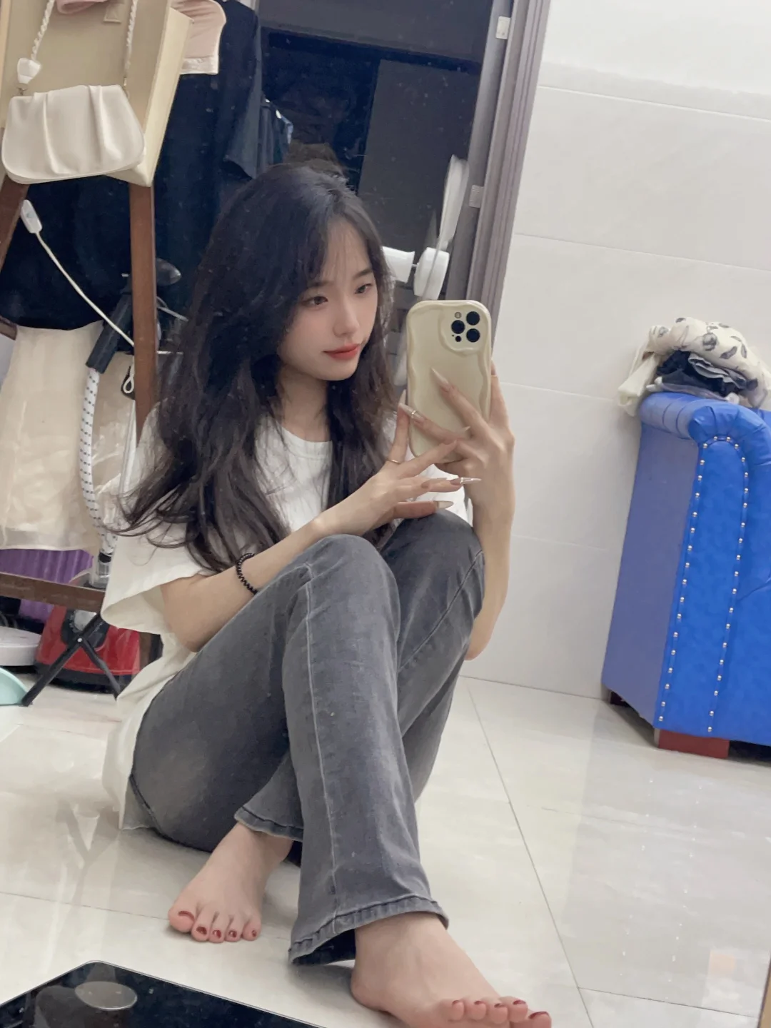 天空下着雨 而我在想你