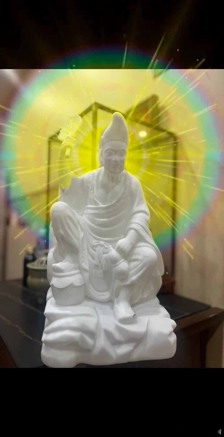 很多人终其一生都在拼命赶路，习惯性用忙碌定义努力，用数量衡量收获。我们不停追赶、