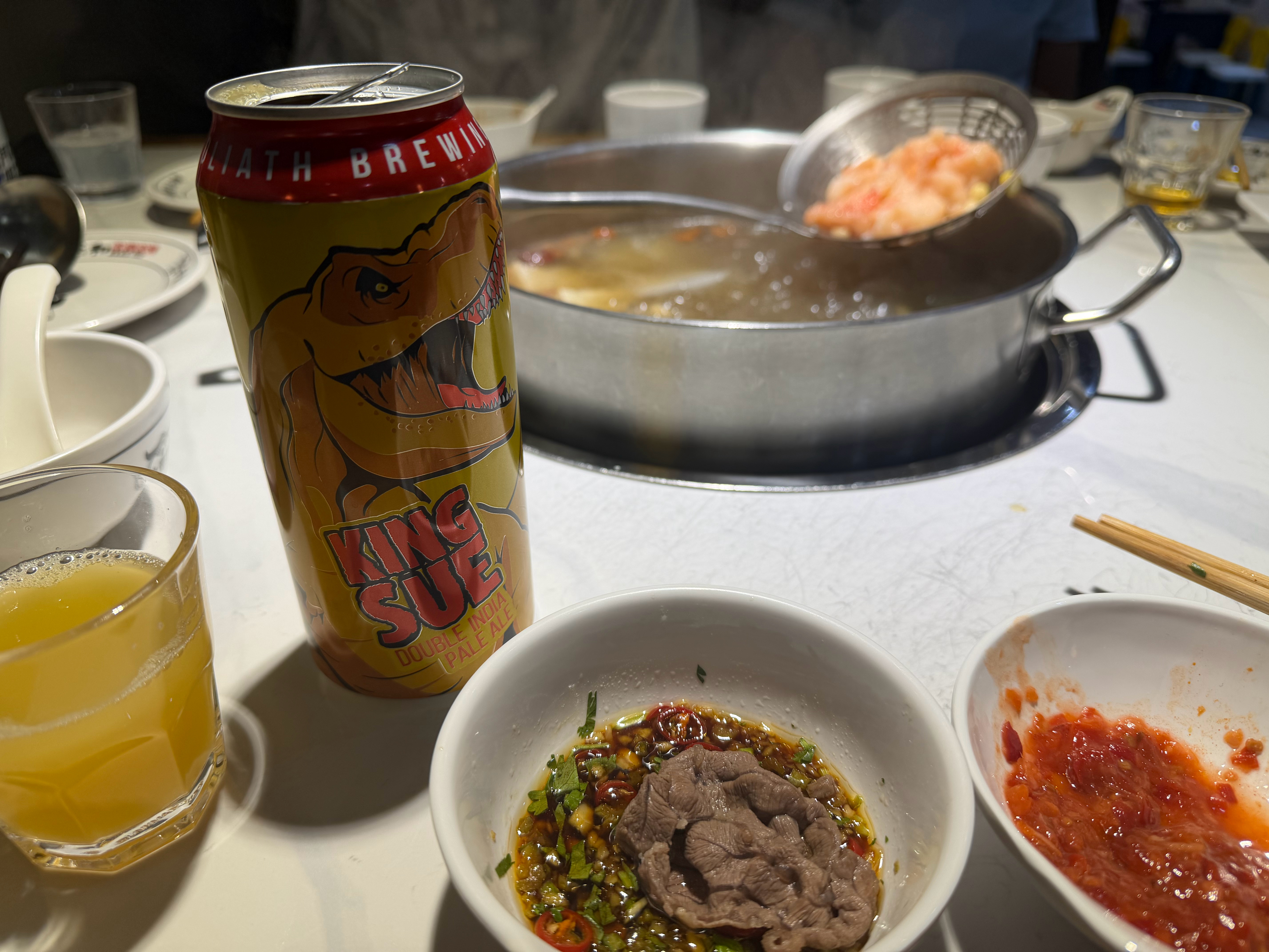 涮个火锅，喝杯酒，补充一下灵力……[二哈][二哈][二哈] ​​​