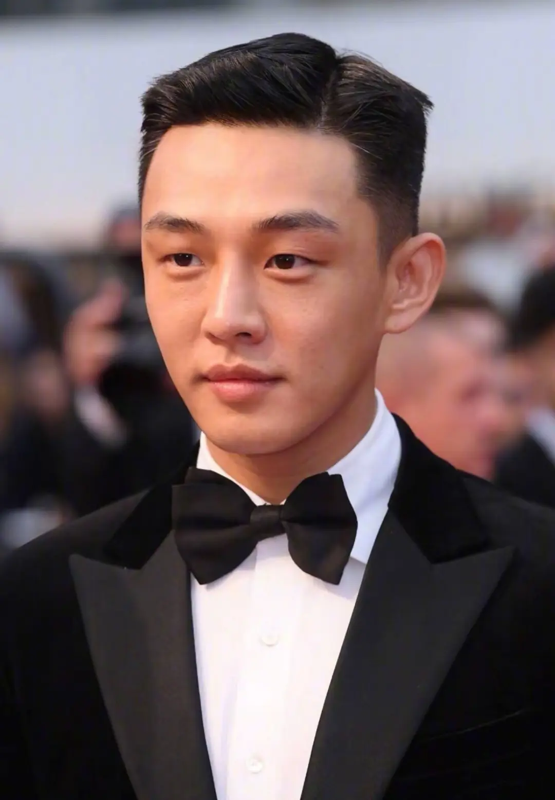 亚仁欧巴，擦浪嘿呦～