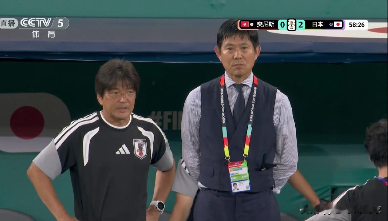 日本队的世界排名竟然又上升了！在今天日本队以4：0大胜突尼斯队的世界杯小组赛的赛