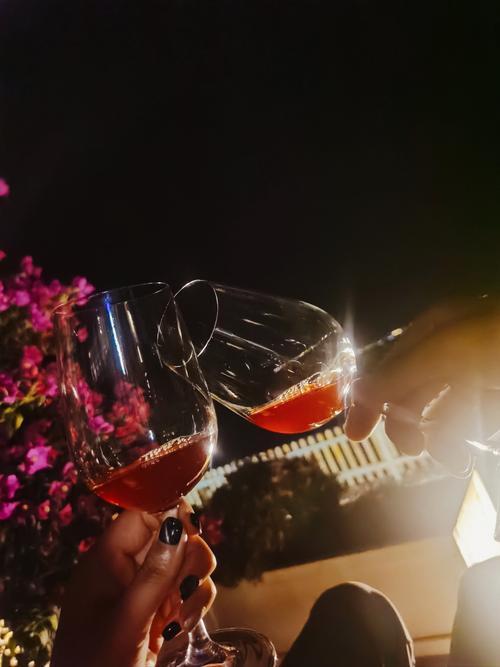 上联：半盏清茶观明月，诚邀下联一壶浊酒赏群星