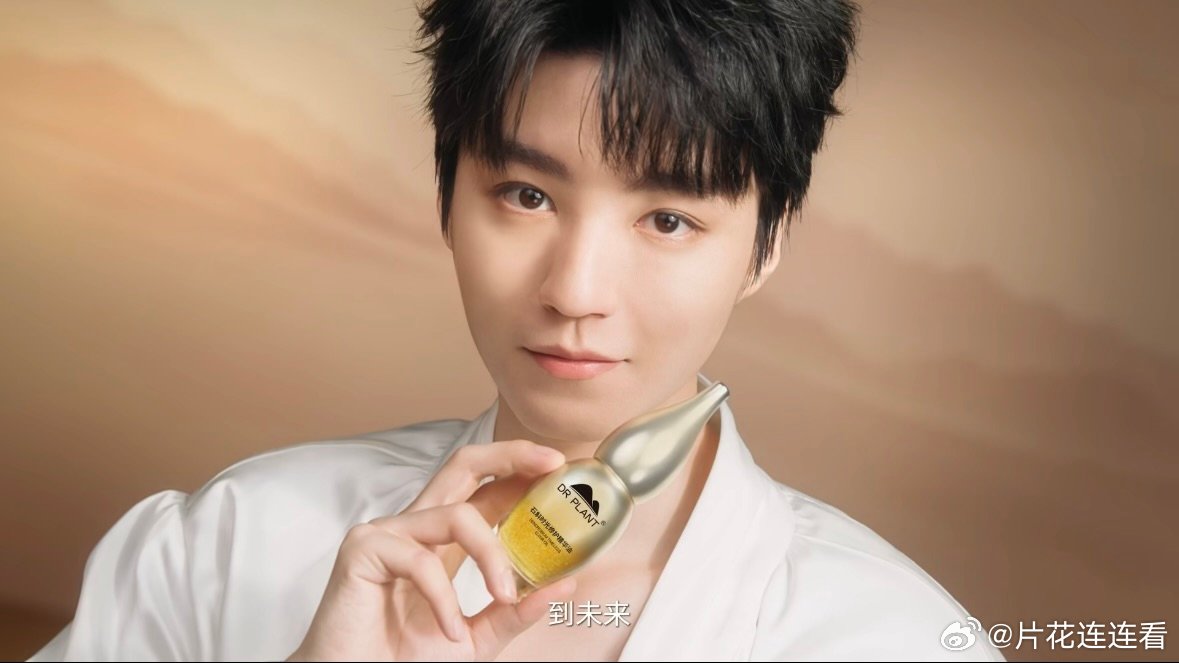 王俊凯说时光从不会辜负认真的人 王俊凯用行动告诉我们：时光的公平，在于它只认“认
