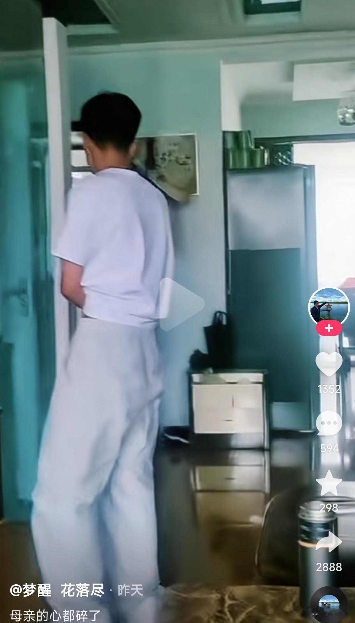 未经他人苦，莫劝他人善，到底是什么原因让母亲把儿子逼得一口一个他是她媳妇生的，这