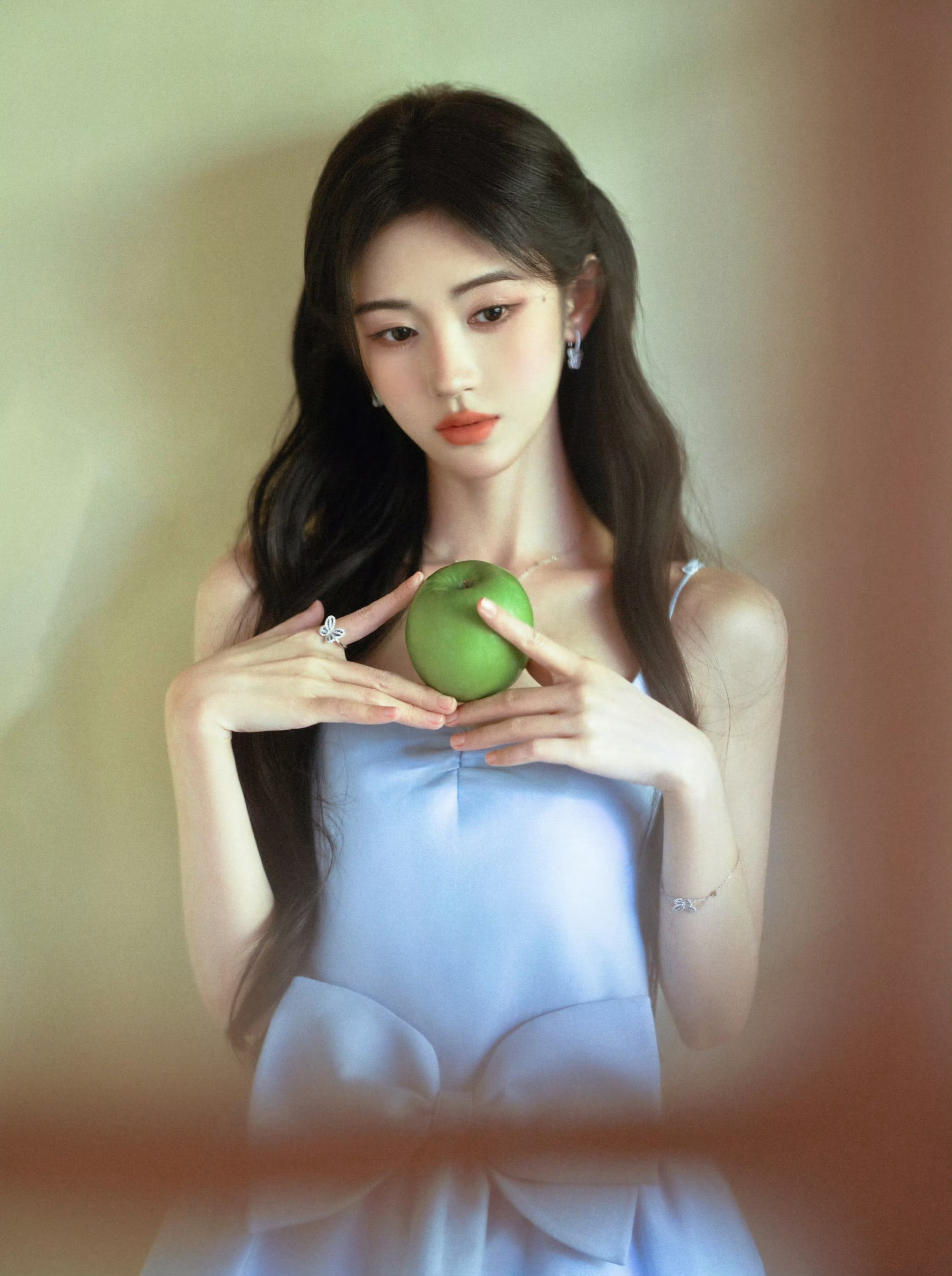 鞠婧祎  jjy鞠婧祎万花世界 jjy鞠婧祎苏绿夏“见面时 我们的呐喊声定能响彻