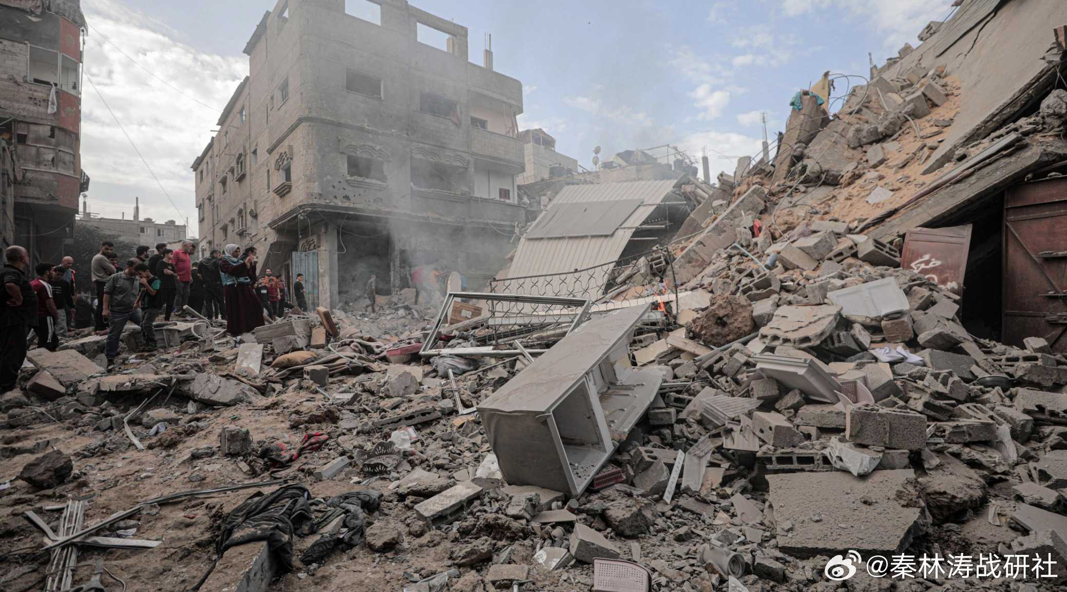 烽火问鼎计划热血军迷大本营 伊朗官方最近公布了一组让人揪心的数据：自2月28日美