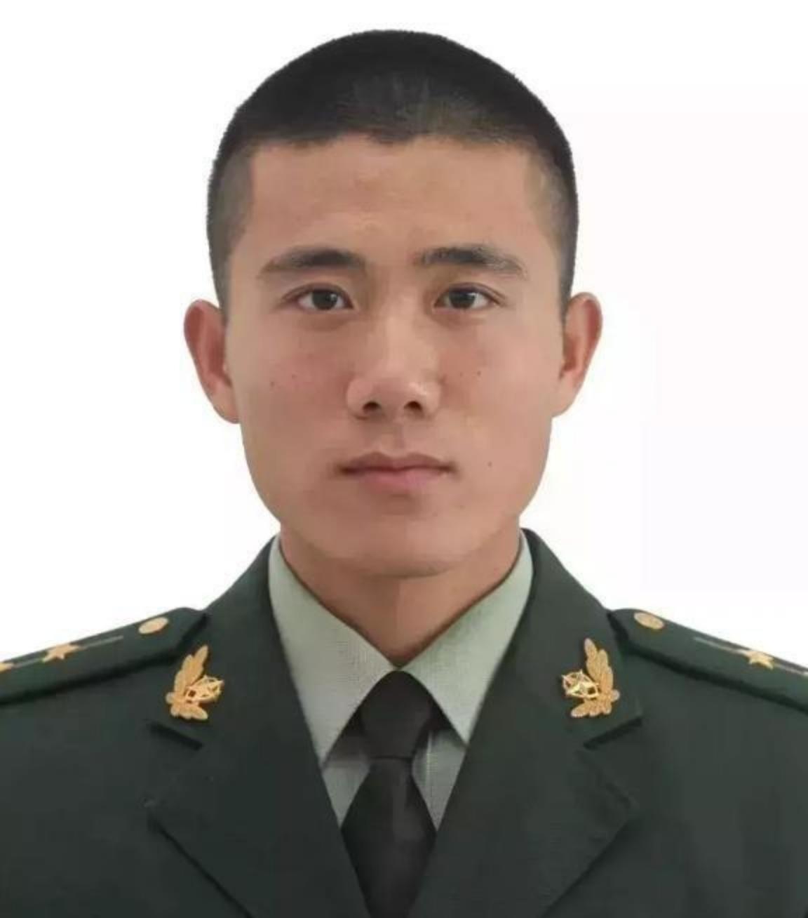 “国家白白培养了他5年！”2018年，武警济南支队入职了一个月的大学生，还立下了