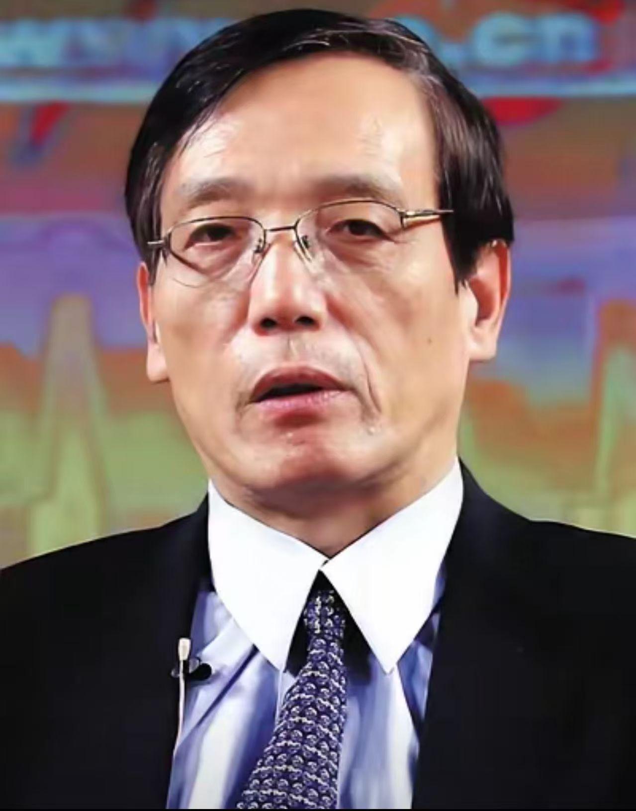 “这才是老百姓需要的好专家！”刘世锦提议：“建议直接划拨国有资本充实社保池子，把