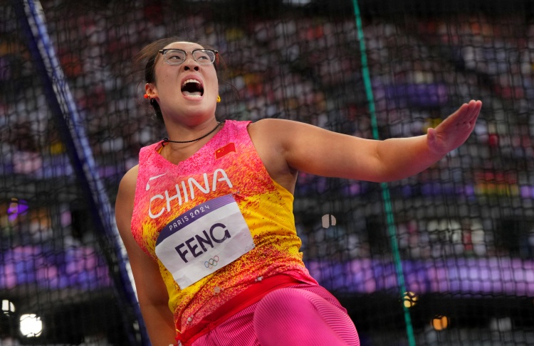 冯彬：计划明年将身体调整到更好状态，重心放在亚运会上争取卫冕