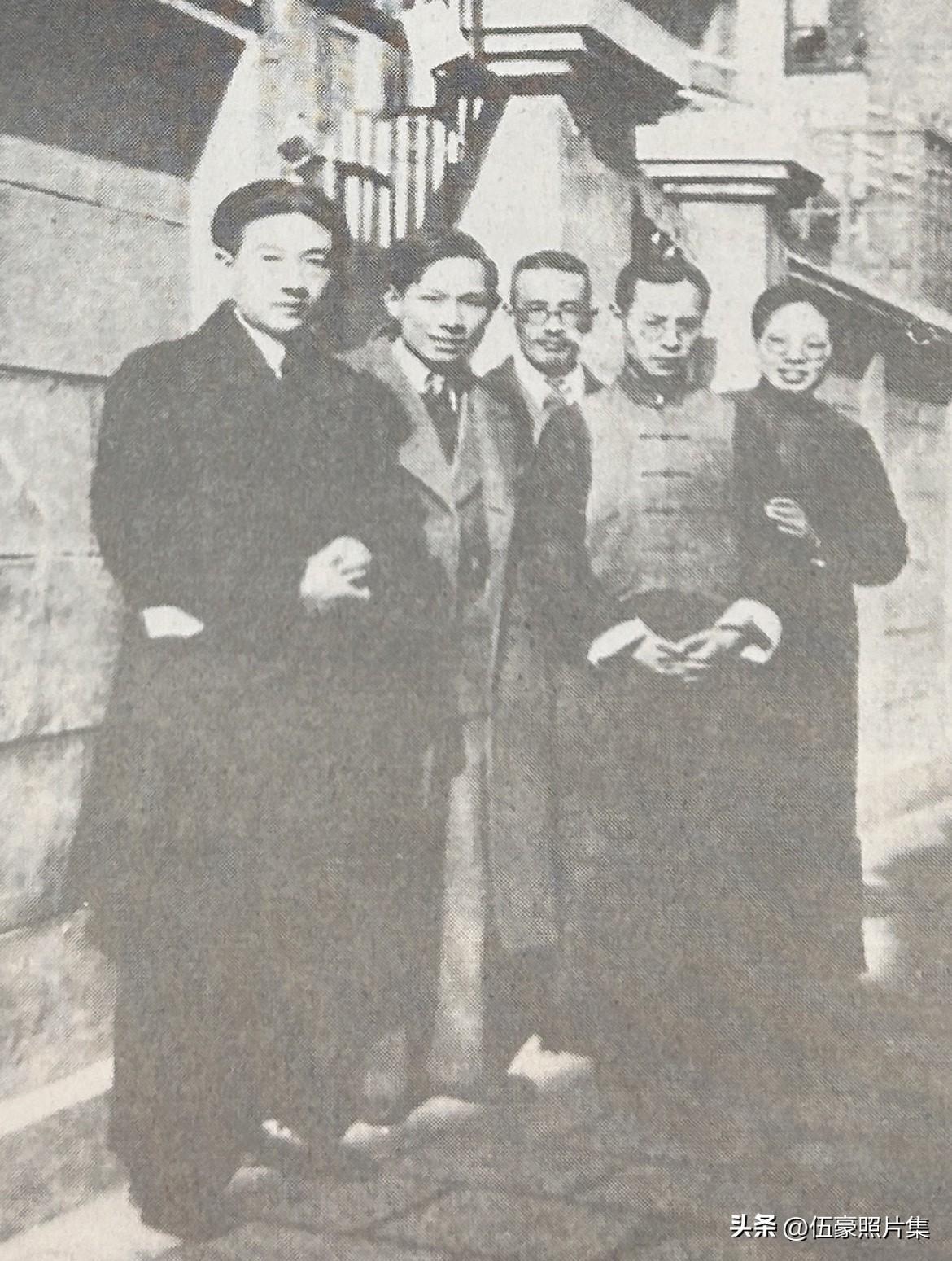 1936年，徐悲鸿（左一）与王临乙（左二）、华林（中）、汪亚尘夫妇在上海合影。在
