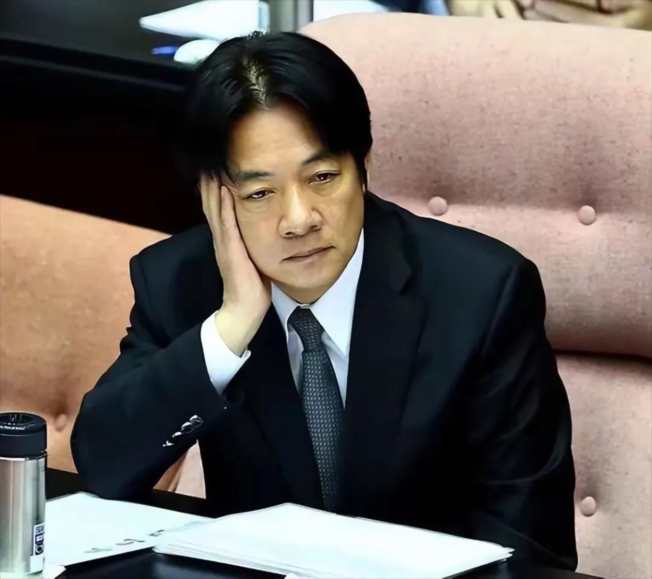 赖清德的死期到了！

岛内在野党已在12月18日晚间发布采访通知，将12月19日