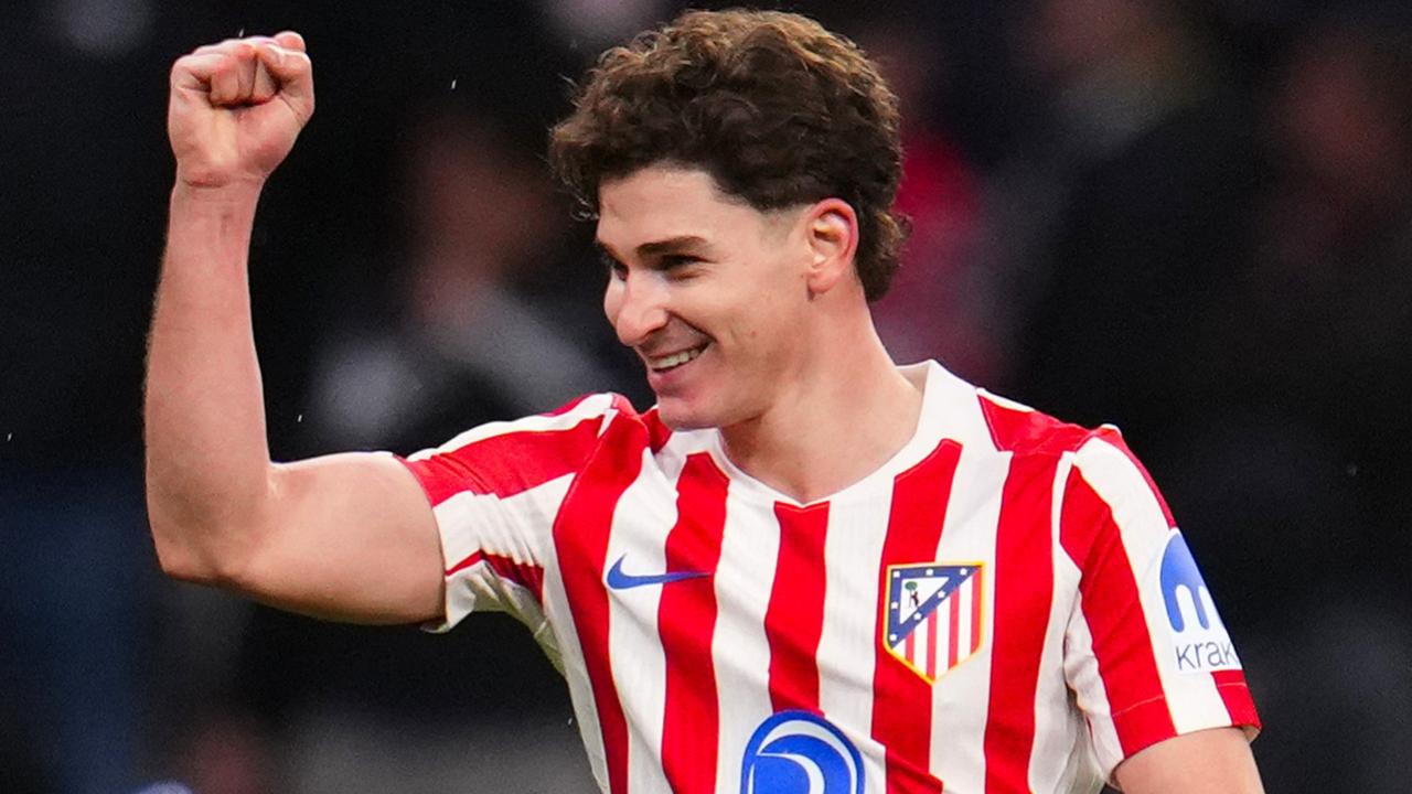 阿尔瓦雷斯加盟马竞后的冠军还得再等！
而皇家社会获得队史第四座国王杯冠军，队史1