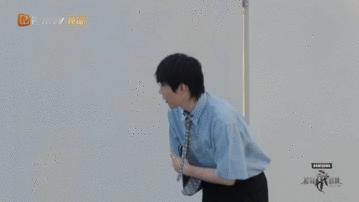 #早安每一步走的都是人情世故#看到早安一直鞠躬的样子也是非常可爱了，看得出来早安