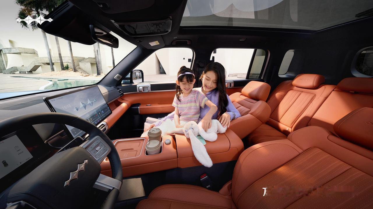 谁懂啊！19.98 万起的钛 7EV 闪充版，直接戳中我！
最近方程豹钛 7EV