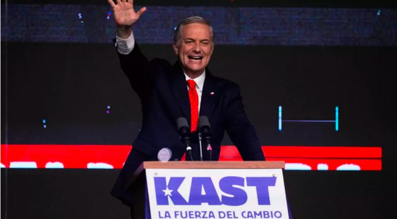 智利变天：极右翼压倒性胜利助卡斯特当选总统

智利在周日举行的总统选举中，极右翼