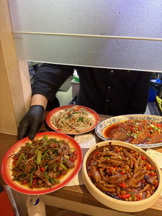 唯一的缺点：大连只有一家❗️在西安路❗️