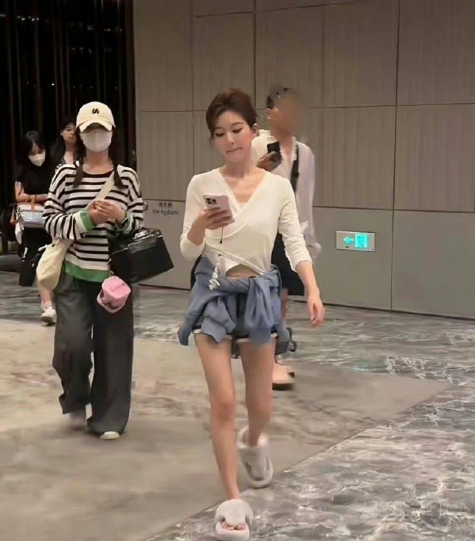 气质果然是与生俱来的 ​​​