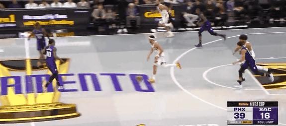 狄龙布鲁克斯带队单节打花国王，反击潇洒命中全队最高分



狄龙布鲁克斯打的真出