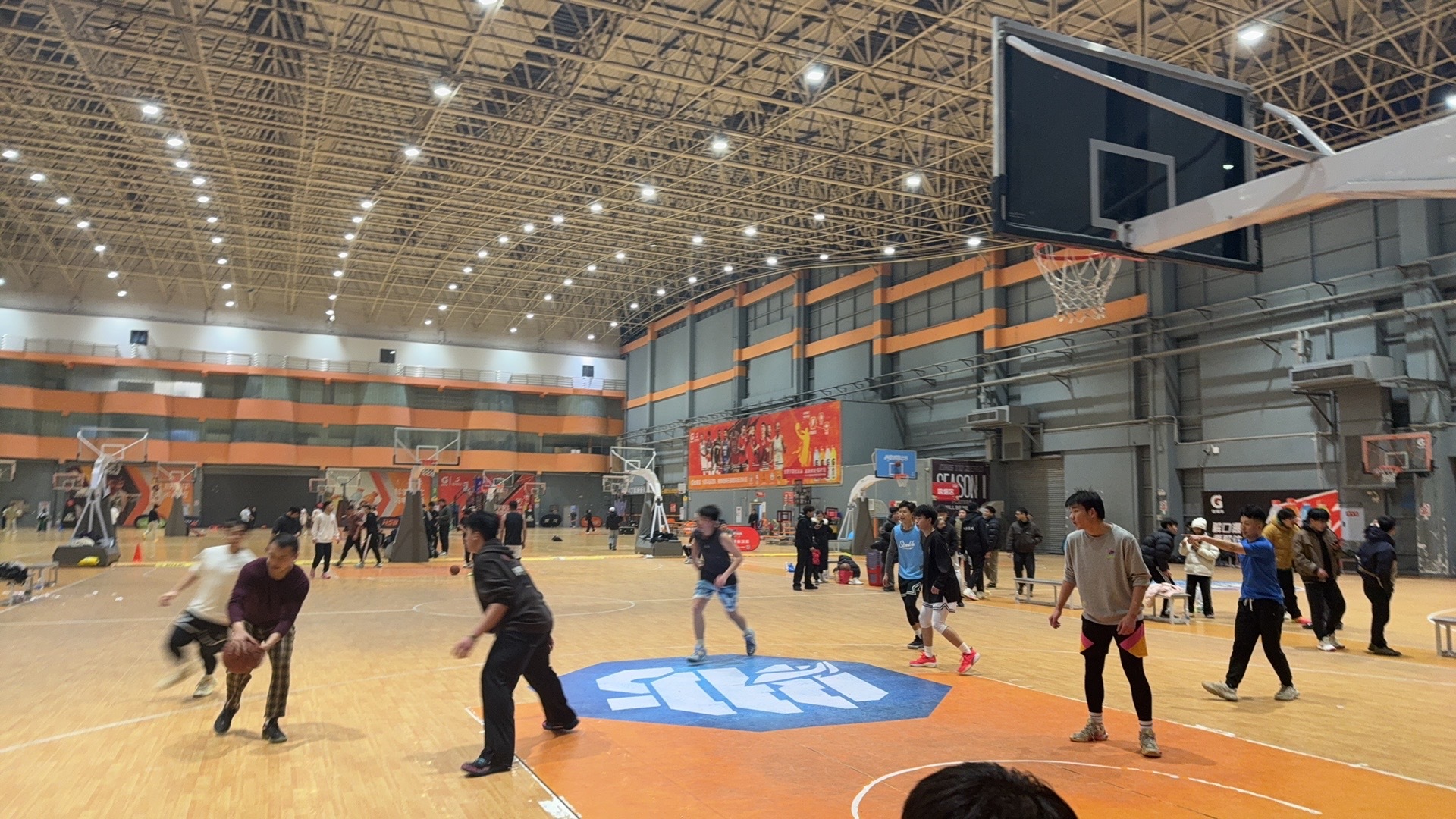 冬天打球是真冷啊