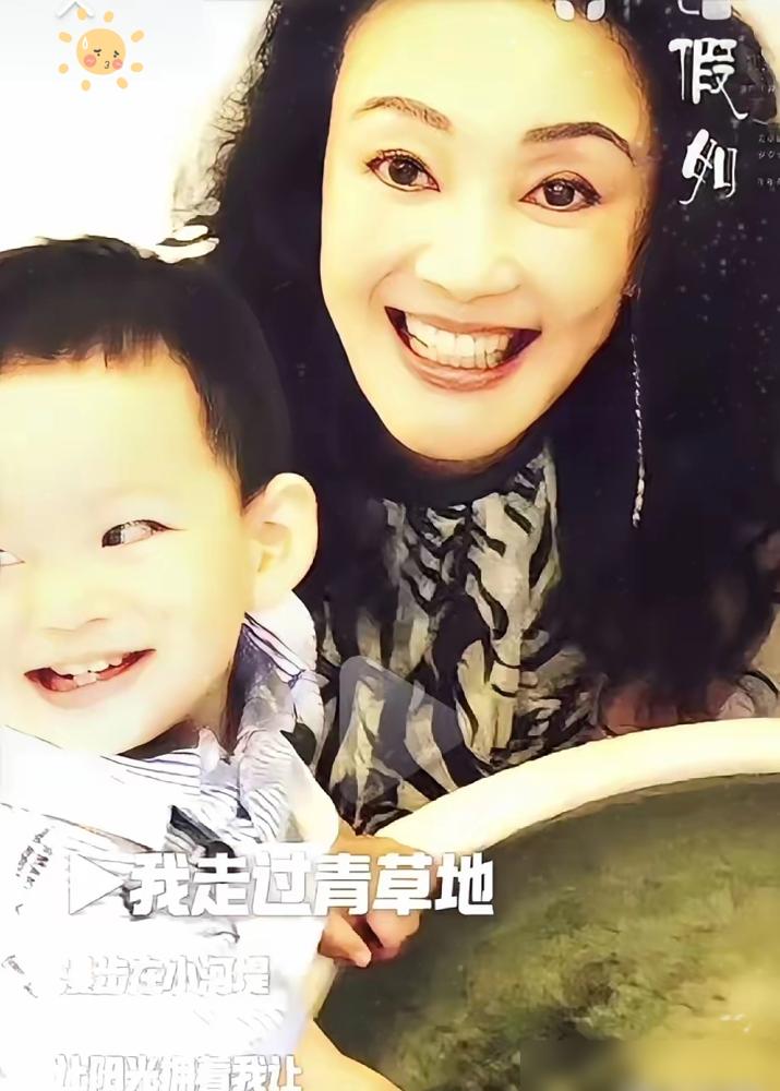 儿子怒斥“我姓汪不姓张”，张兰的流量生意崩了？
 
汪小菲直接公开喊话，别再发我