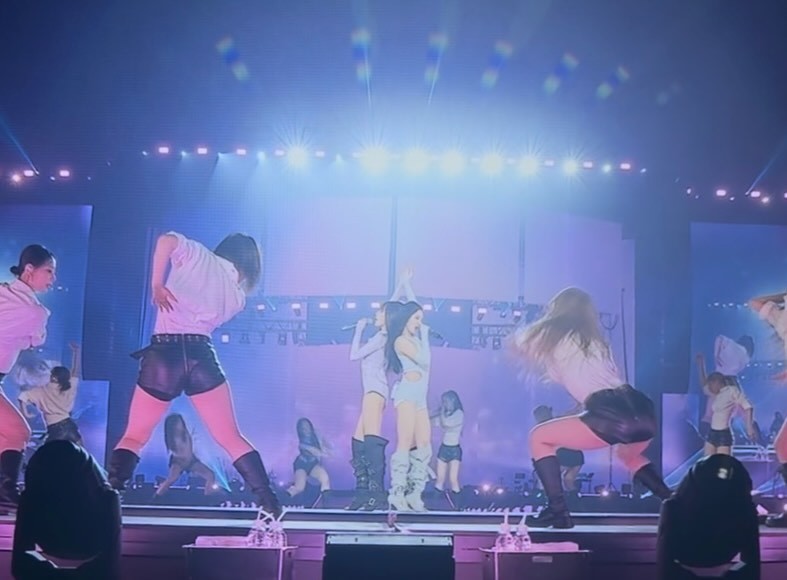 我们aeri完全恐游女主现世 瘦了好显高 把原本的好比例凸显出来了（地表最强16