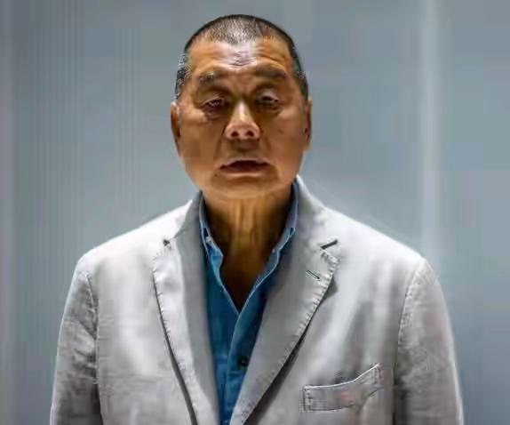 “黎智英案”落幕了，美西方国家的有些杂音、港独分子吠叫声也就归于平静了。
   