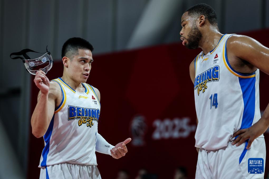 北汽男篮最后一攻不力导致输球，吉林男篮战胜北京男篮
 
23日晚，北汽男篮在客场