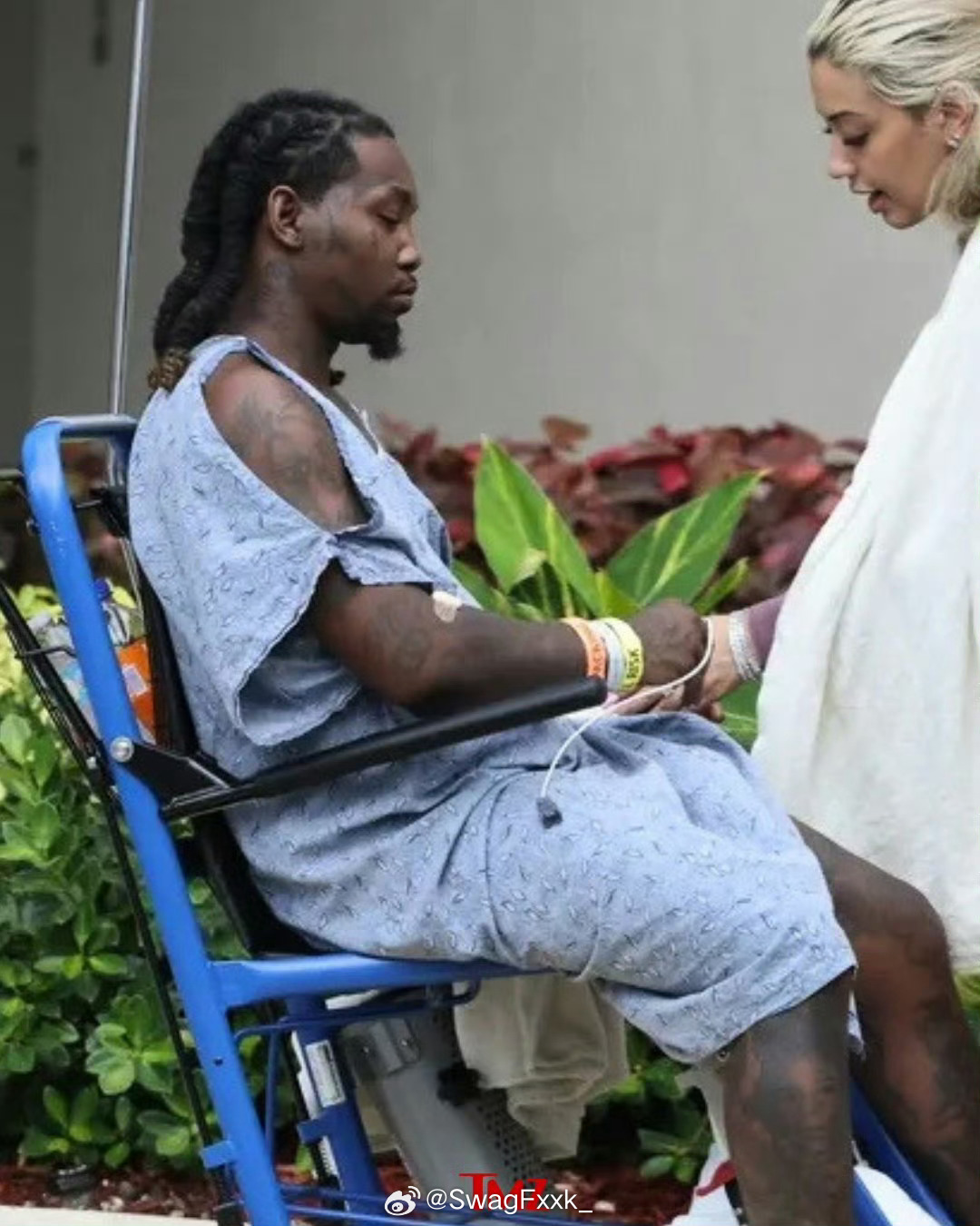 中枪后的Offset首次现身！目前状态稳定！Offset