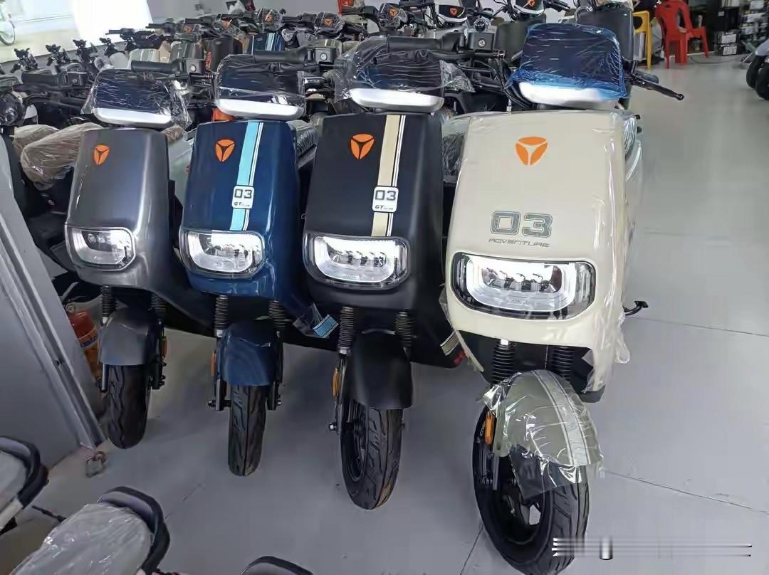 网友们吐槽的新款电动车存在的一系列问题，不是新国标造成，而是企业的自主行为。
