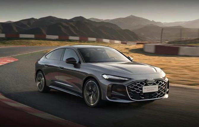 燃油车+智驾？奥迪A5L Sportback到店开卷，新车不仅继承了奥迪RS系列