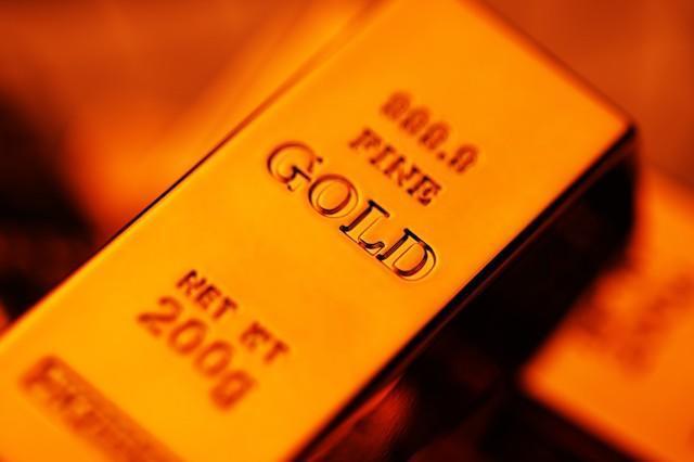 金价反弹一度重回4600美元 国内金饰重回每克1400元以上 多家银行发风险提示