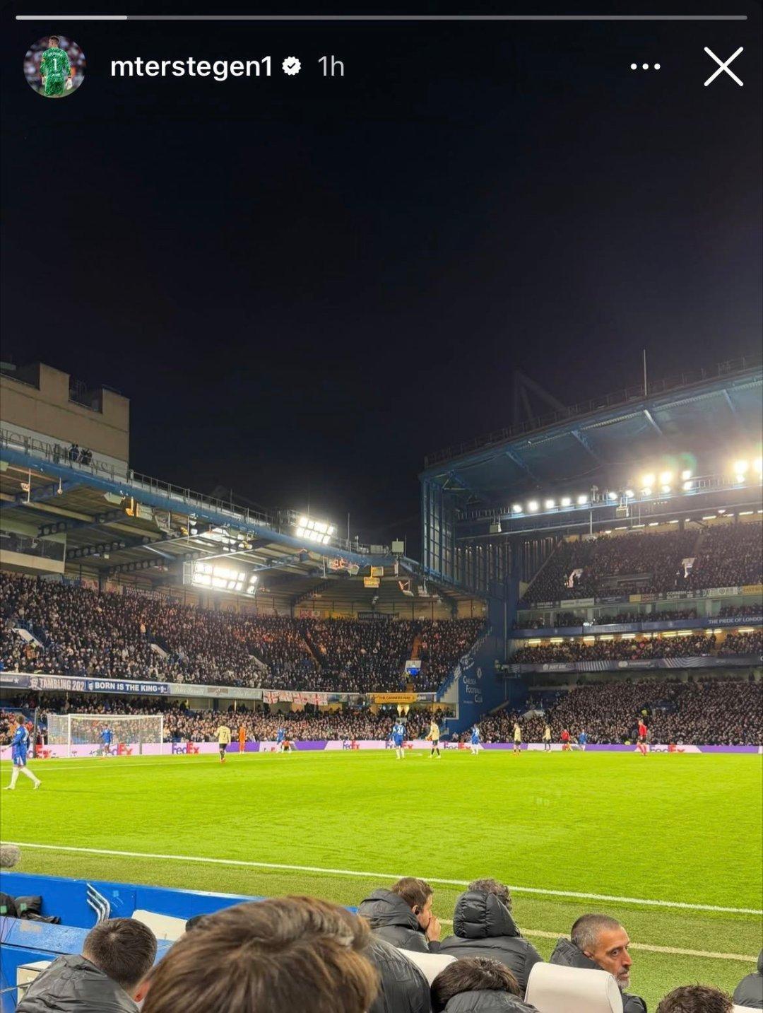 每体：上赛季因未随队前往米兰参加客场比赛而受到批评后，昨天特尔施特根随队前往斯坦