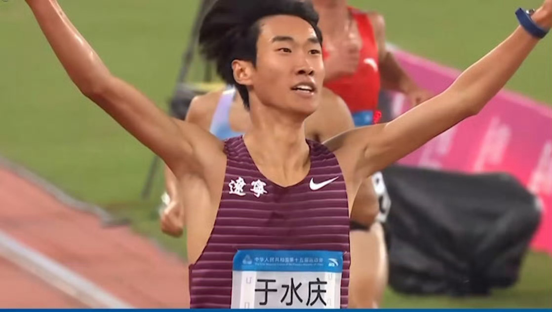 于水庆5000米夺金！！！！！！ 