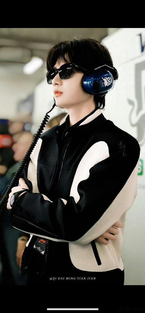成毅与君歌 cy 成毅齐焱不羡人间风月好，只喜成毅把每个角色，都演成心上独一无二