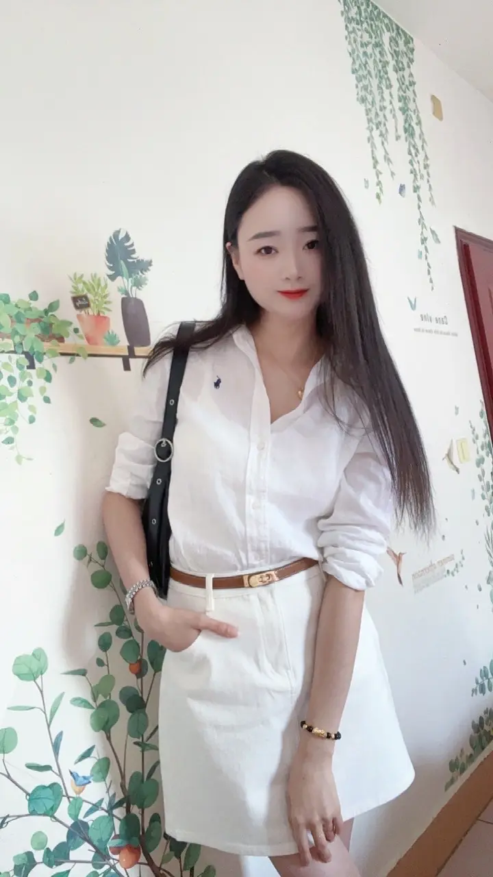 好好生活，好好爱自己，慢慢相遇。