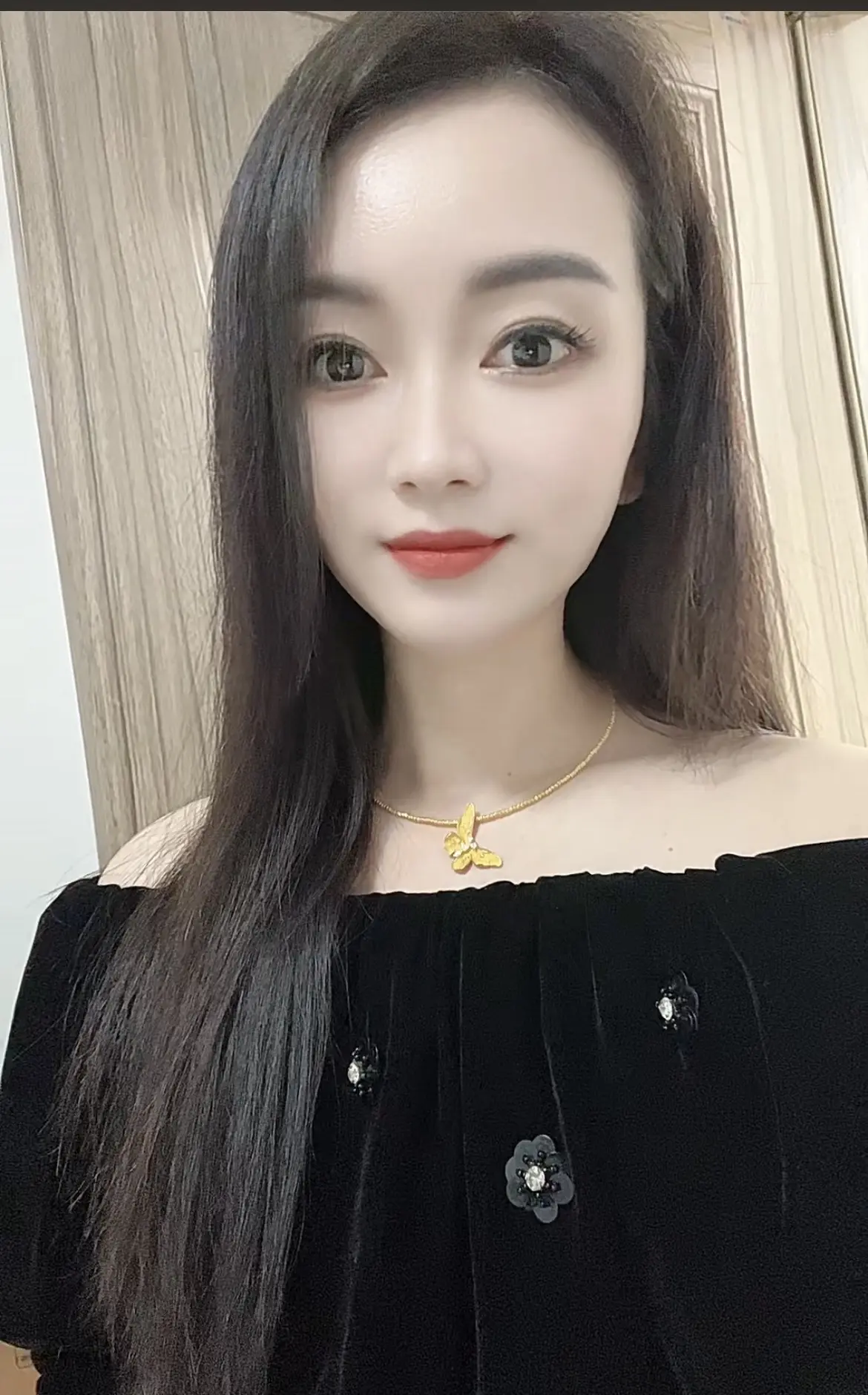 听说：每个人小时候都有一次差点死了的经历 我先来：差点掉水里淹死