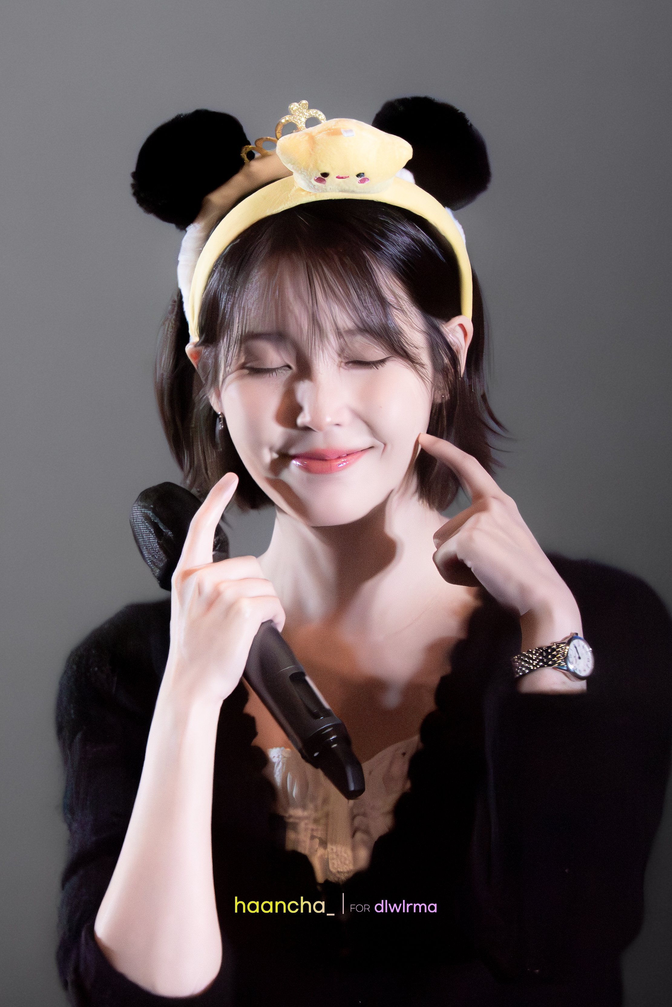 IU  ❤️IU李知恩积家全球品牌代言人 260920 IU演唱会电影重映舞台问