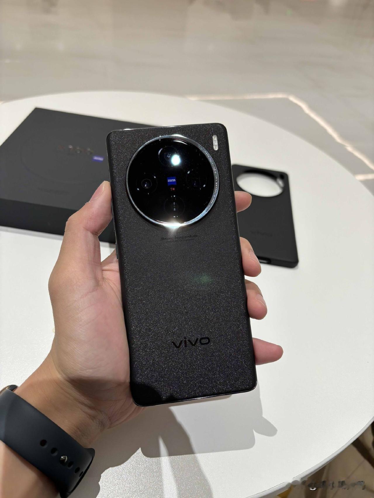 vivo还挺听劝，希望X100s的配置能够最终落地~

在X100上吐槽不少的曲