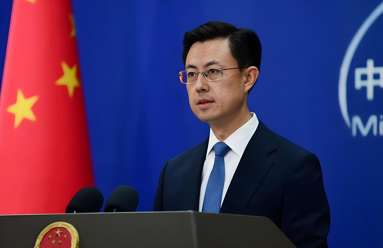 日本的军费，这两年涨得跟东京的地价一个脾气——不讲道理地往上冲。嘴上是“防御升级