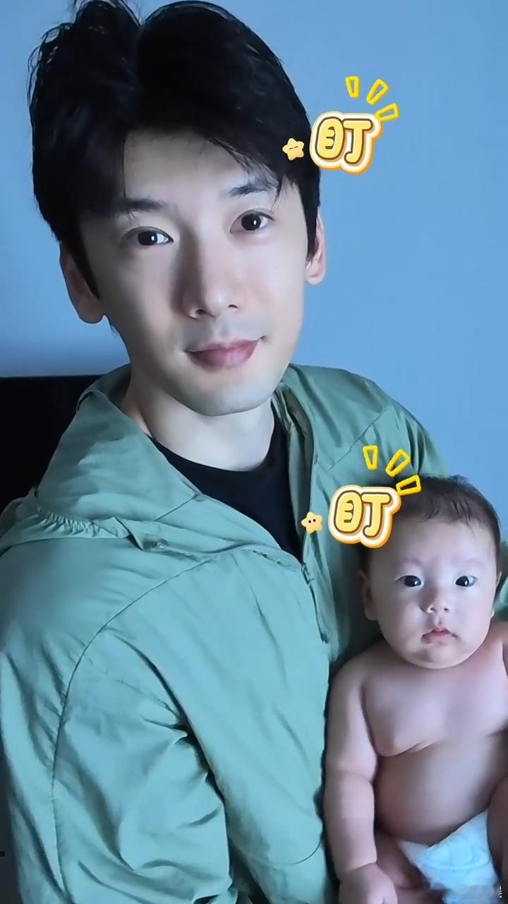 刘芮麟晒带娃vlog刘芮麟儿子正脸 儿子很像爸爸 ​​​